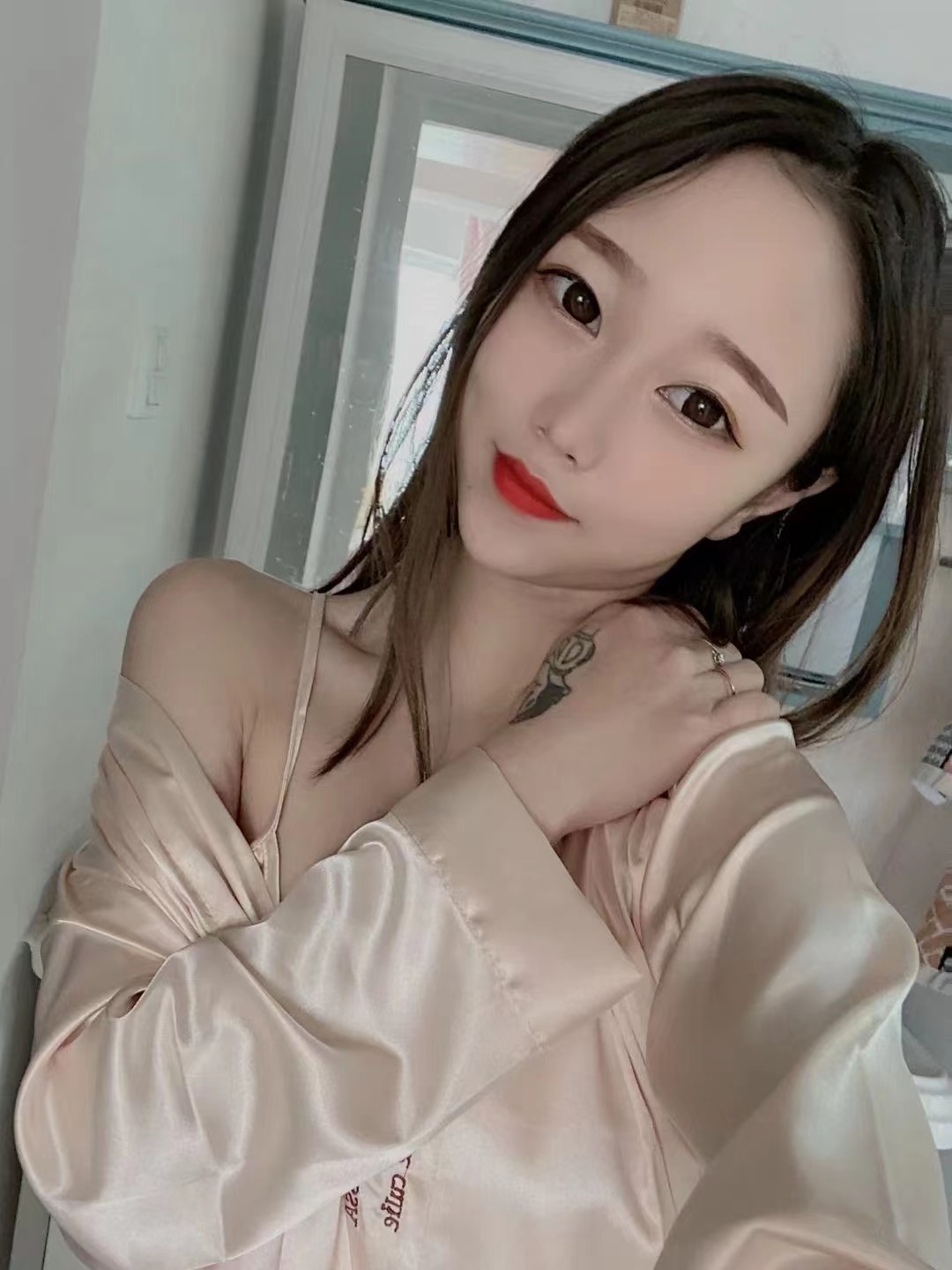 可以推荐，妹子身高1.68.做了两，还有个姐妹，颜值也漂亮，下次光顾